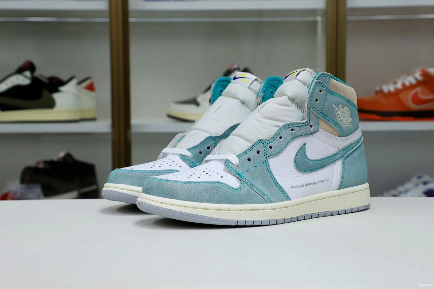 RETRO 1 HIGH GREEN' OG JORDAN 'TURBO AIR 0710